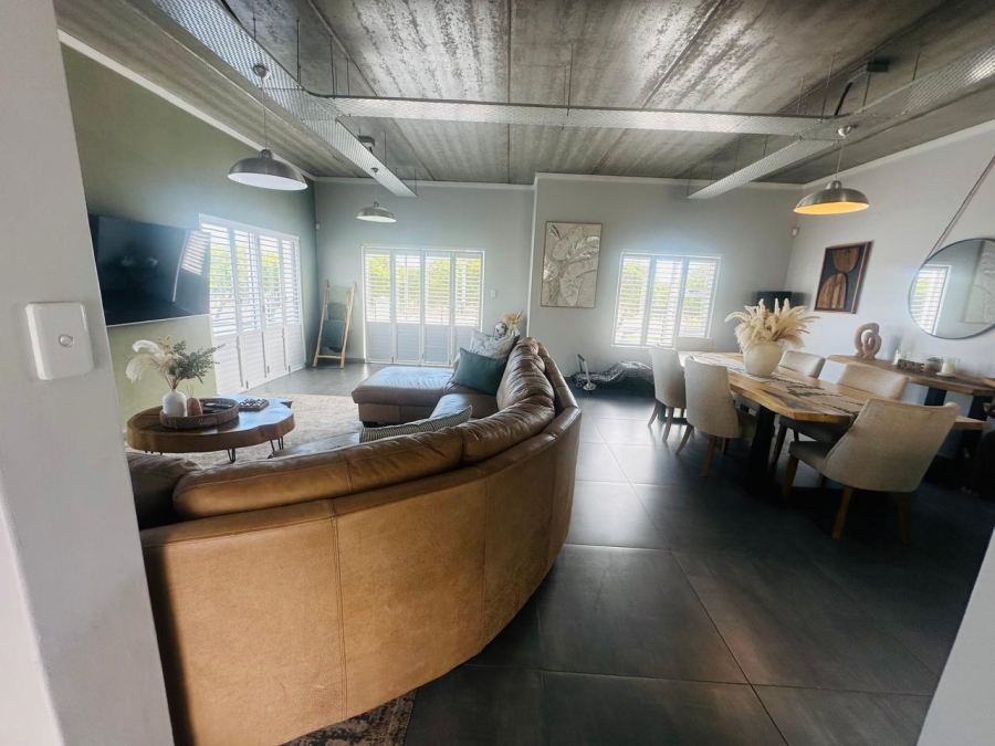 To Let 3 Bedroom Property for Rent in Big Bay Western Cape